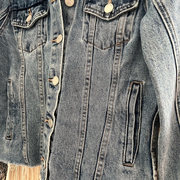 BLANK NYC | Distressed Denim Button Up Jacket - Picture 4 of 12